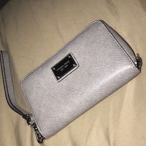 Michael Kors HARDLY USED